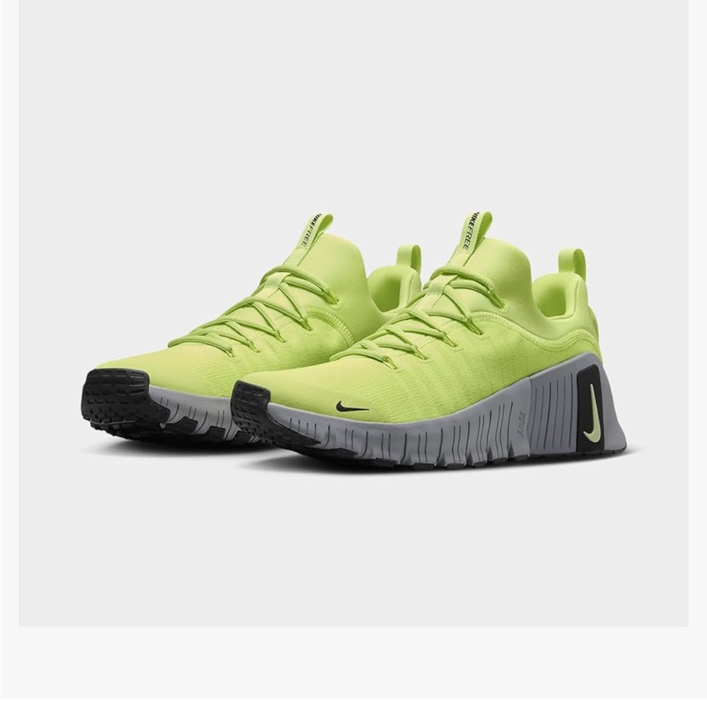 Nike Free Metcon 6 Men's Workout Shoes,
Light Lemon Twist/Cement Grey, Size 10